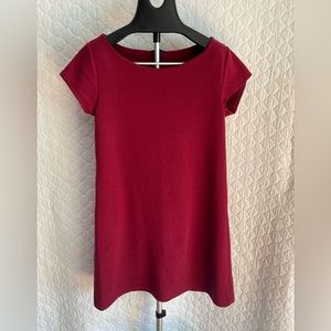 Size M Garnet red short sleeve dress by Gap Factory